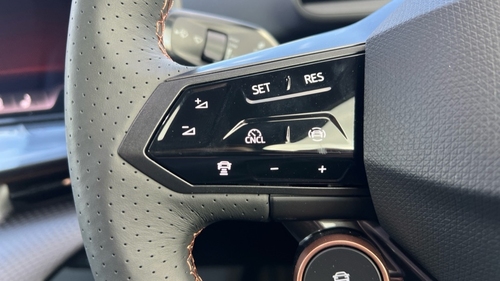 Used Cupra Tavascan 2025 for sale - 76575275: Photo 31