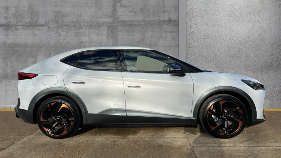 Used Cupra Tavascan 2025 for sale - 76575275: Photo 4