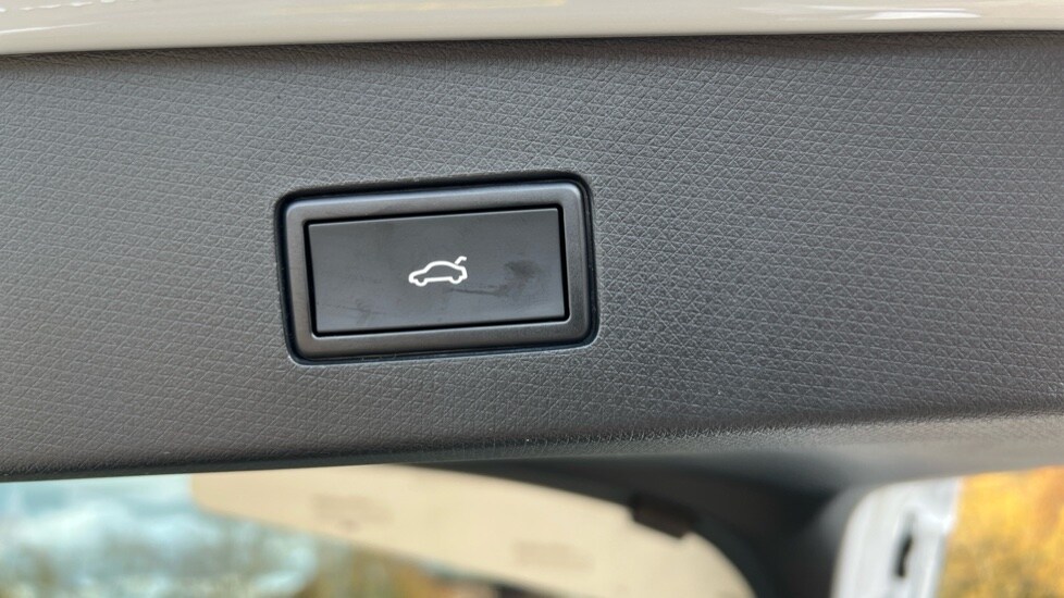 Used Cupra Tavascan 2025 for sale - 76575275: Photo 40