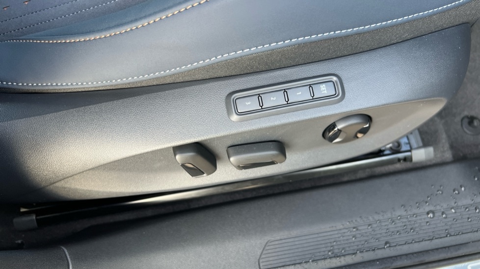 Used Cupra Tavascan 2025 for sale - 76575275: Photo 42