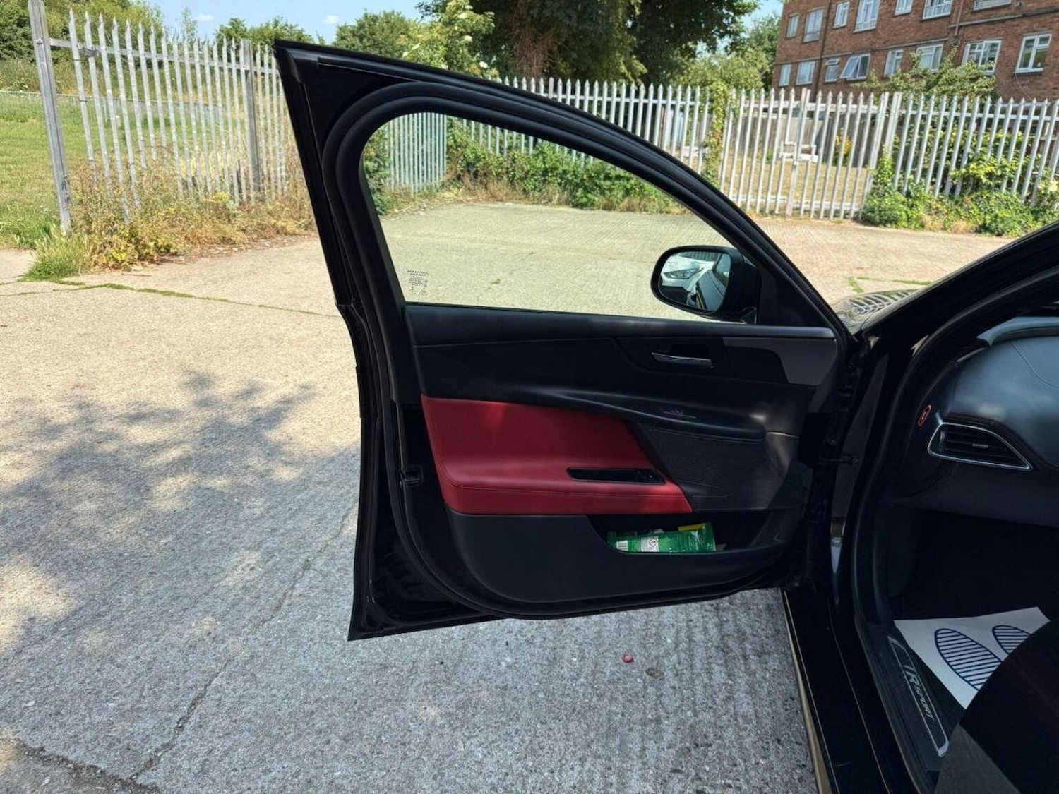 Used Jaguar XE 2017 for sale - 77572716: Photo 16