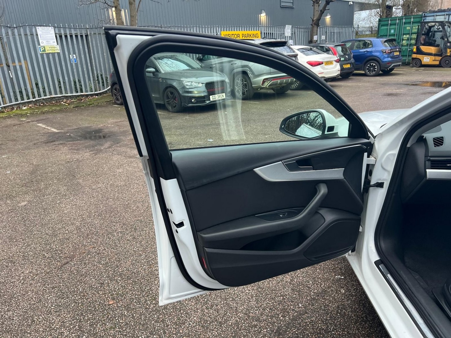 Used Audi A4 Avant 2026 for sale - 77610080: Photo 16