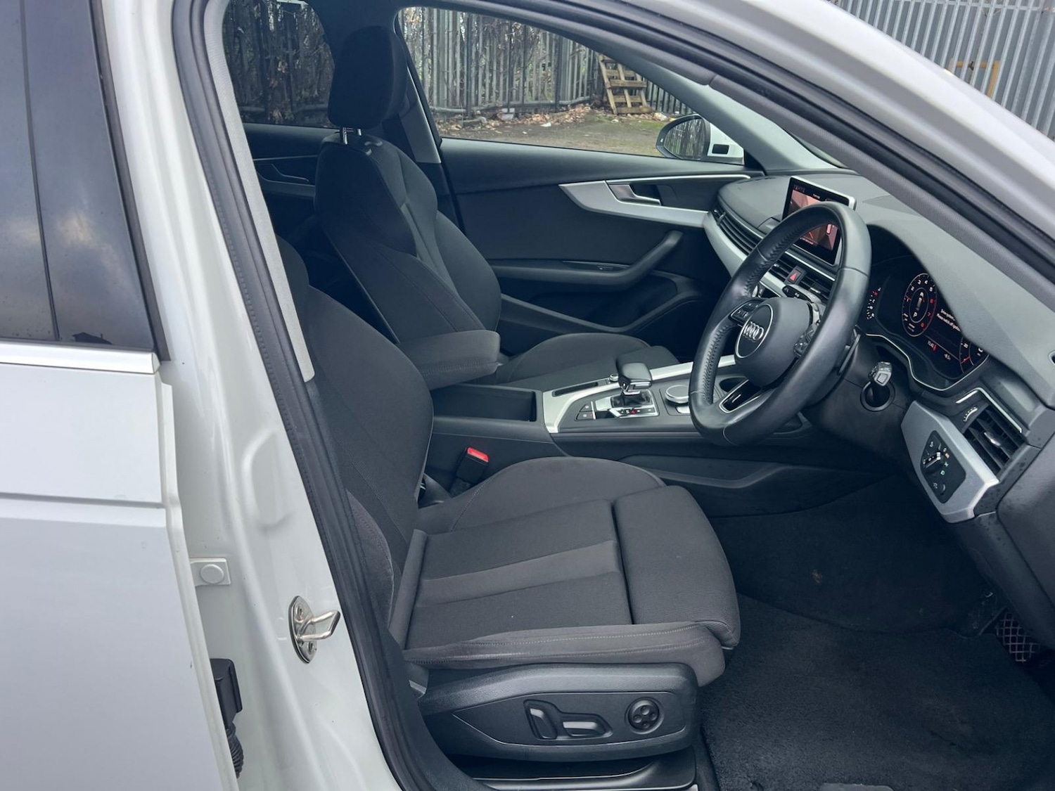 Used Audi A4 Avant 2026 for sale - 77610080: Photo 29