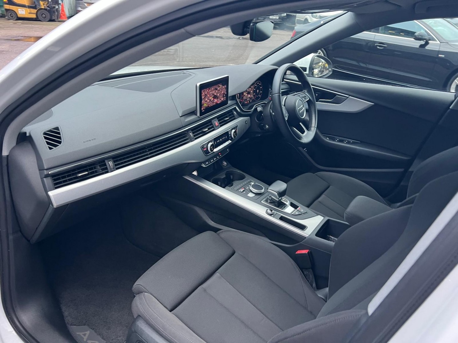 Used Audi A4 Avant 2026 for sale - 77610080: Photo 30