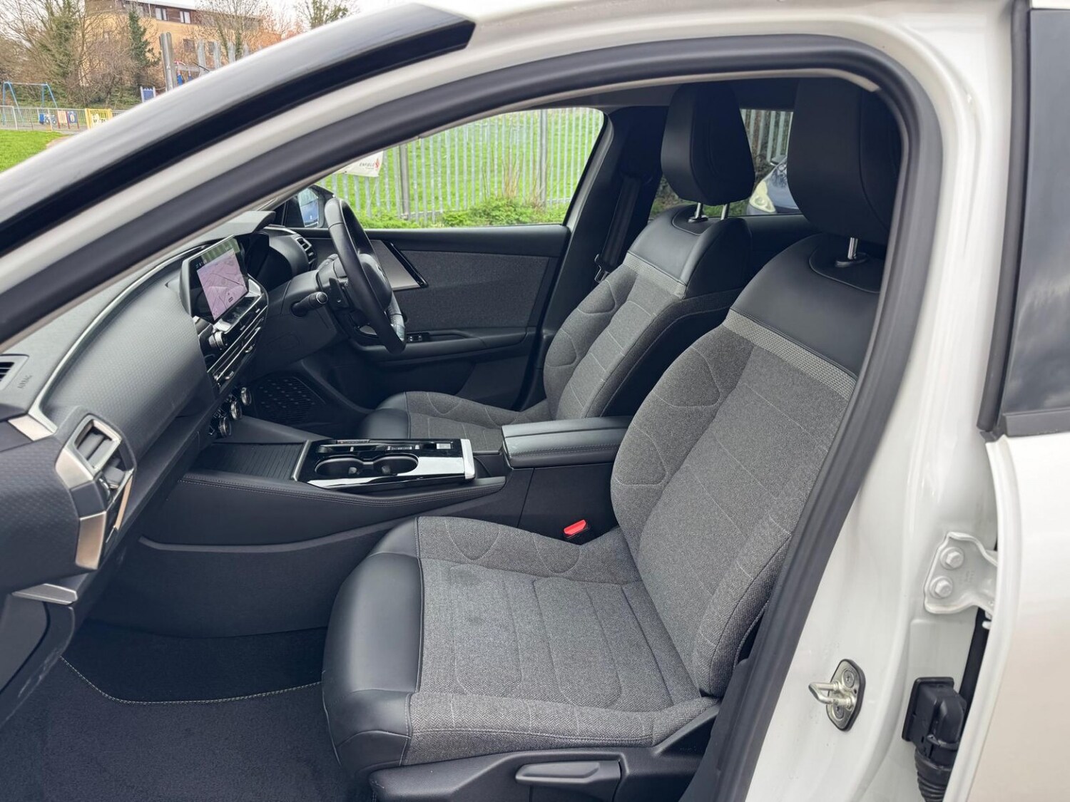 Used Citroen C5 X 2023 for sale - 77643765: Photo 26