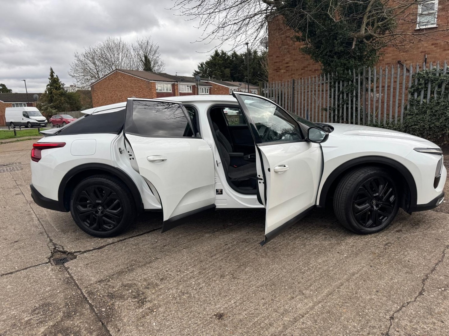 Used Citroen C5 X 2023 for sale - 77643765: Photo 8