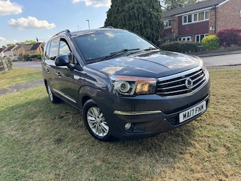 Used Ssangyong Turismo 2017 for sale - 78553587: Photo