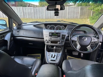Used Ssangyong Turismo 2017 for sale - 78553587: Photo