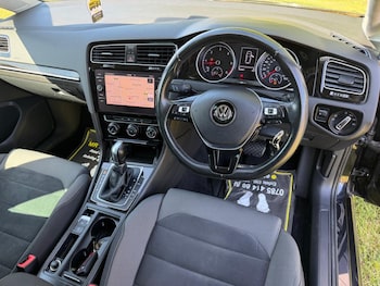 Used Volkswagen Golf 2017 for sale - 78345933: Photo