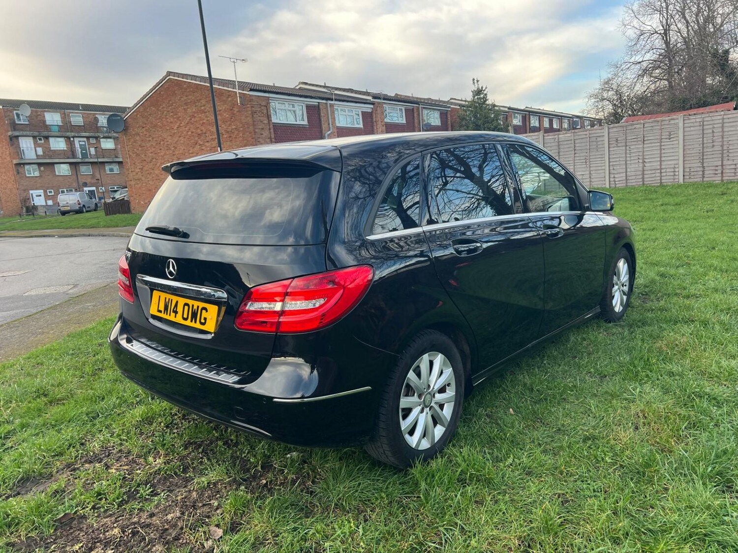 Used Mercedes-Benz B Class 2014 for sale - 77609902: Photo 14