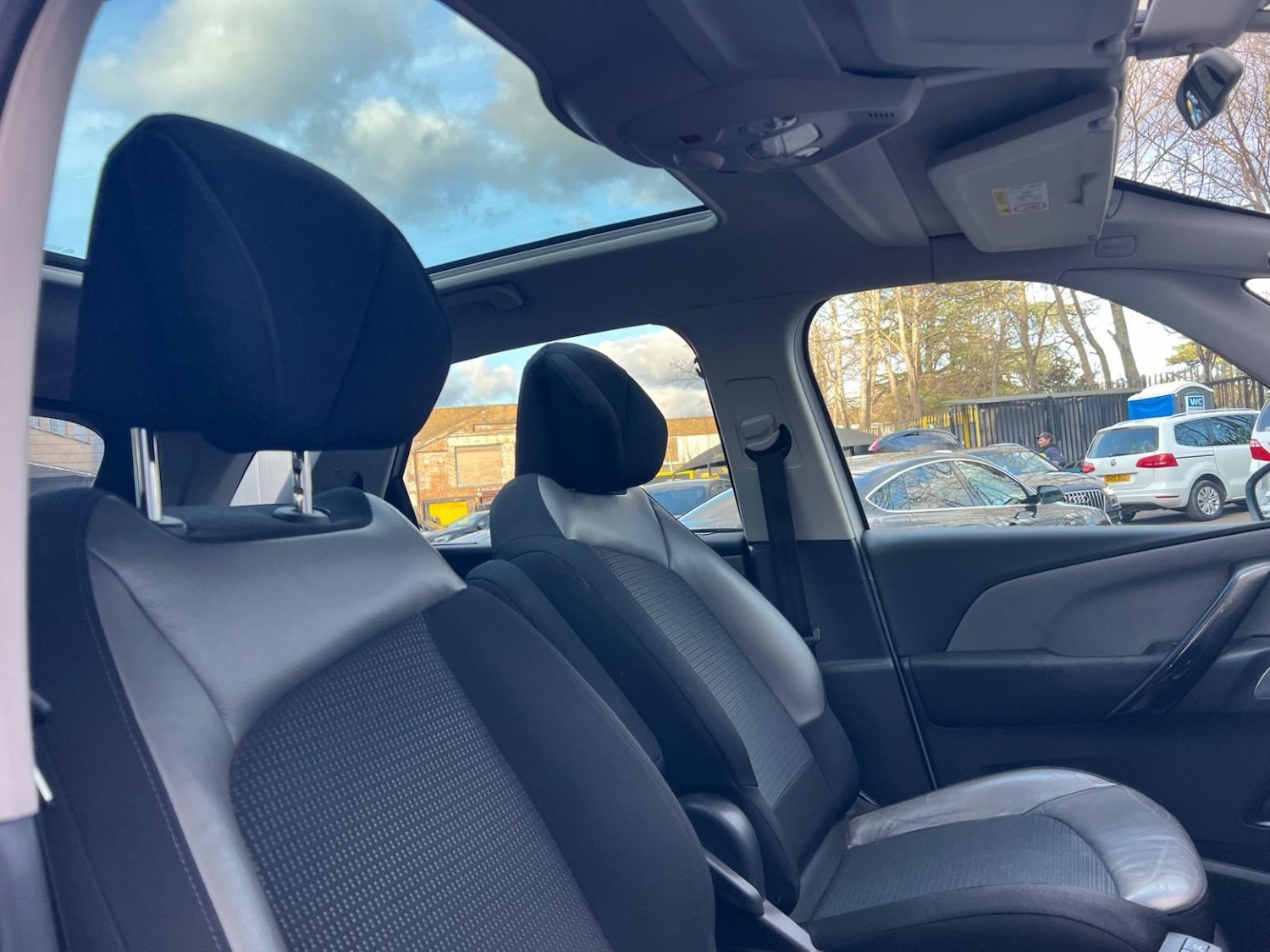 Used Citroen C4 Picasso 2017 for sale - 77572805: Photo 30