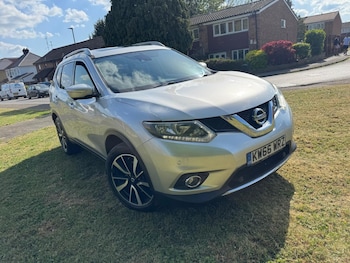 Used Nissan X-Trail 2017 for sale - 78459740: Photo