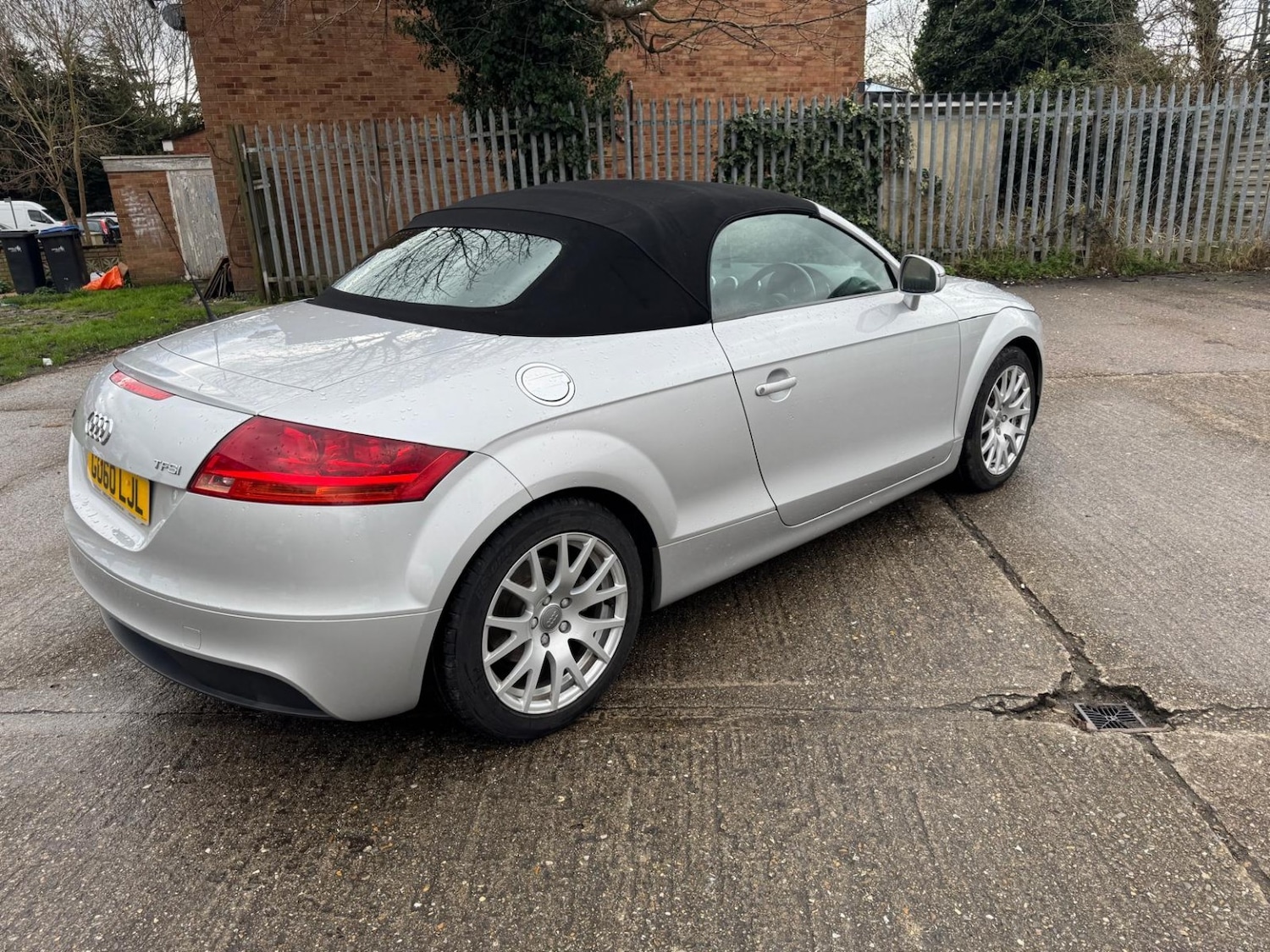 Used Audi TT 2010 for sale - 77709049: Photo 14