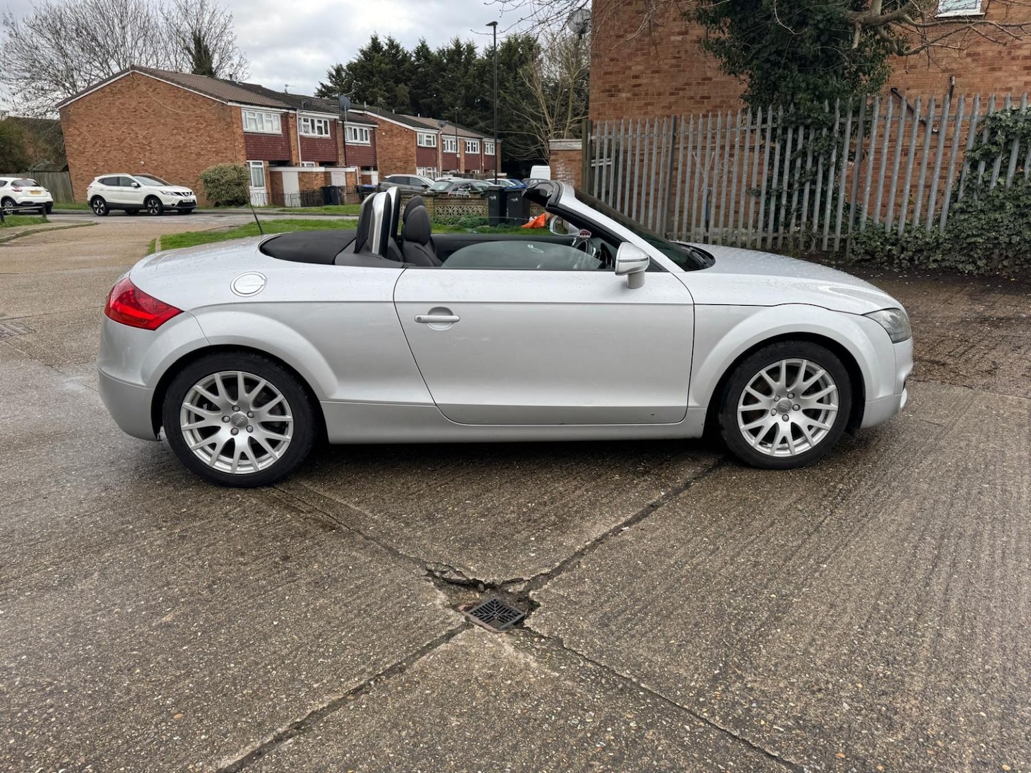 Used Audi TT 2010 for sale - 77709049: Photo 8