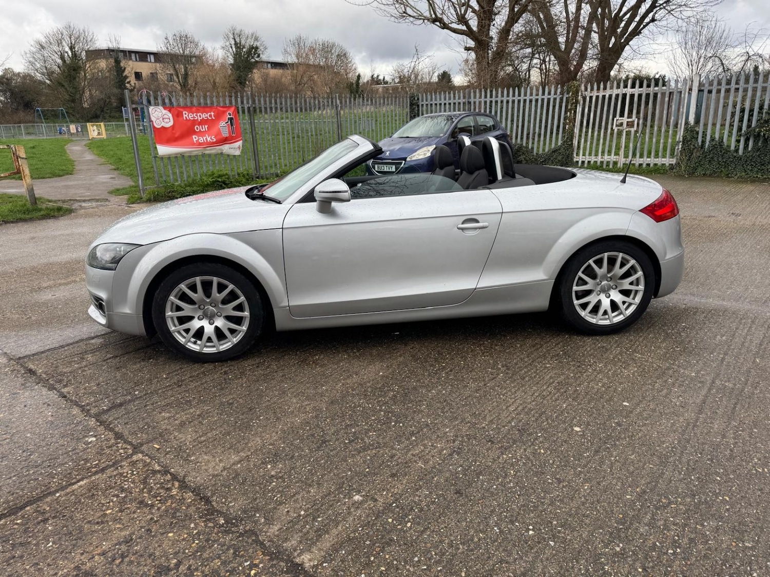 Used Audi TT 2010 for sale - 77709049: Photo 9