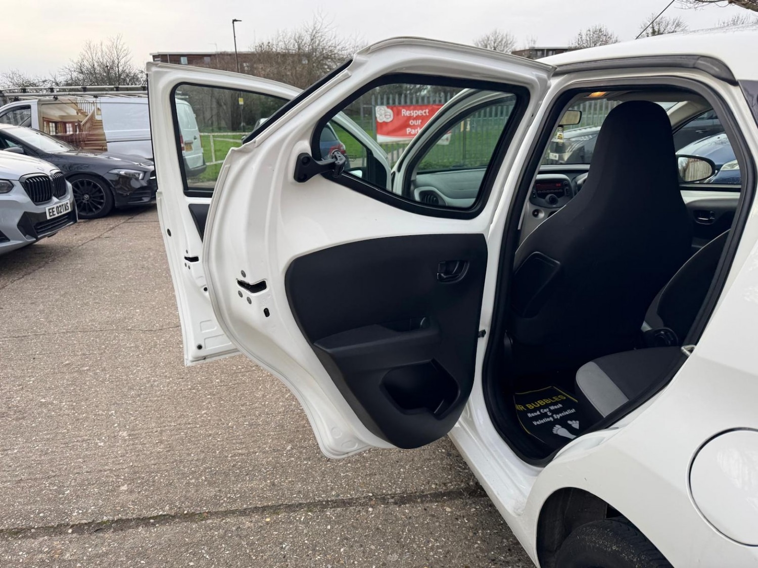 Used Toyota AYGO 2017 for sale - 77609948: Photo 12