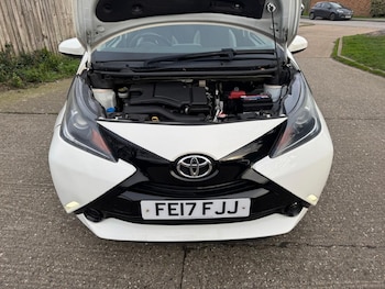 Used Toyota AYGO 2017 for sale - 77609948: Photo