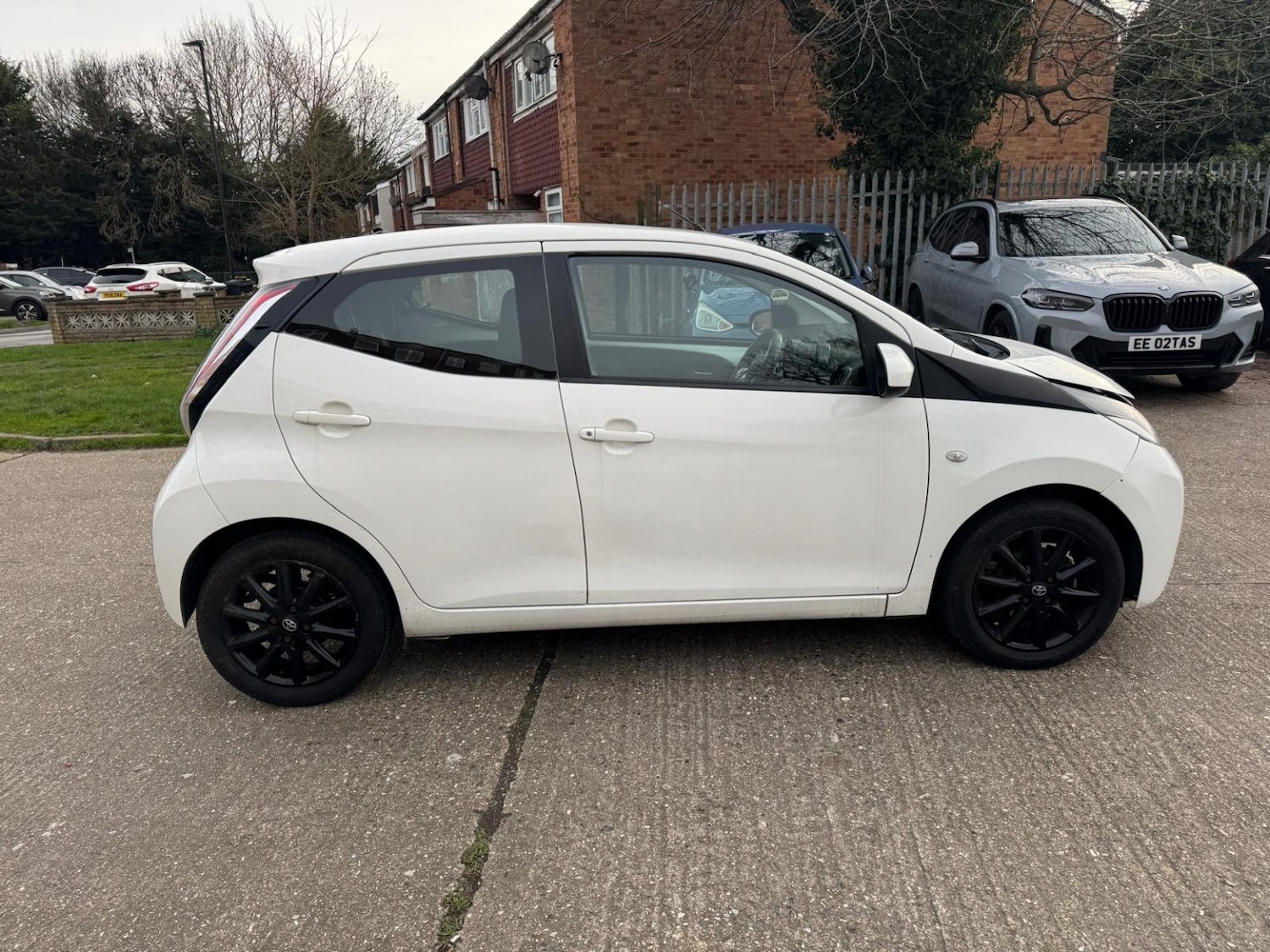 Used Toyota AYGO 2017 for sale - 77609948: Photo 5