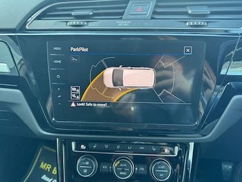 Used Volkswagen Touran 2018 for sale - 78125169: Photo