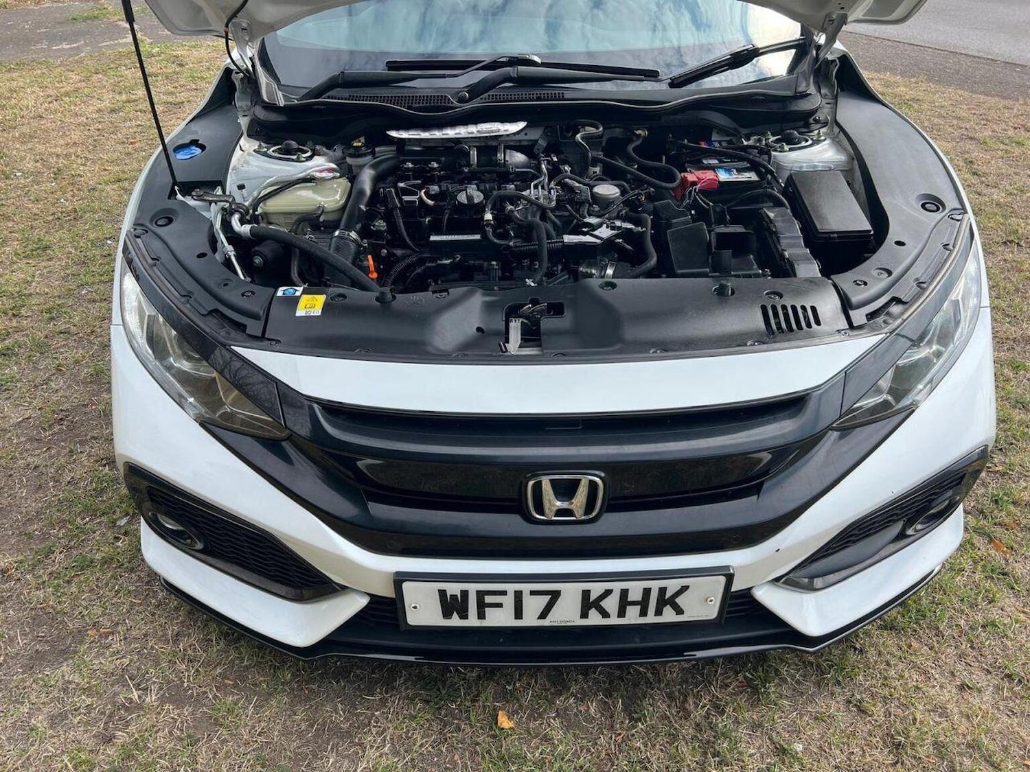 Used Honda Civic 2017 for sale - 77572702: Photo 12