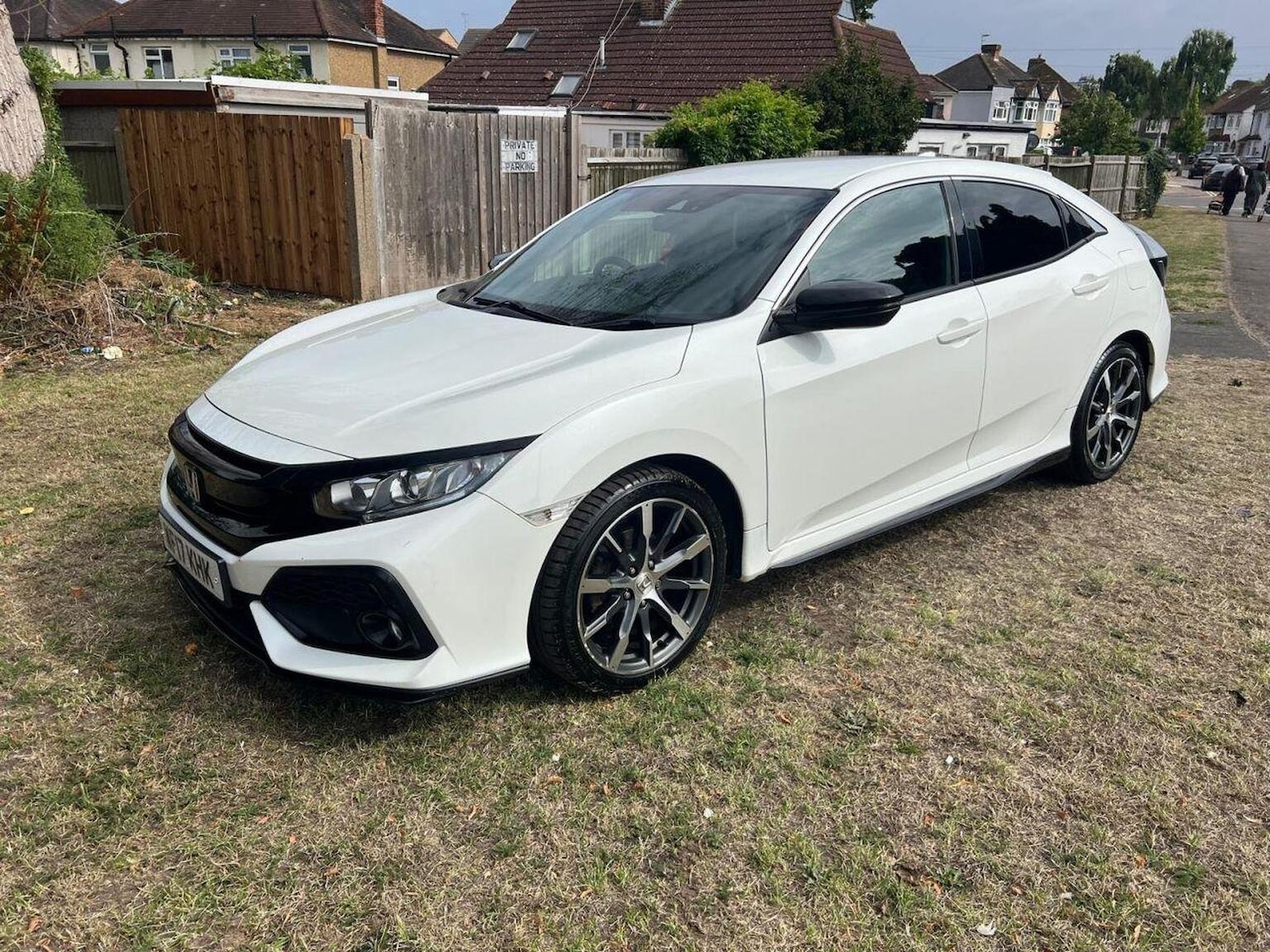 Used Honda Civic 2017 for sale - 77572702: Photo 5