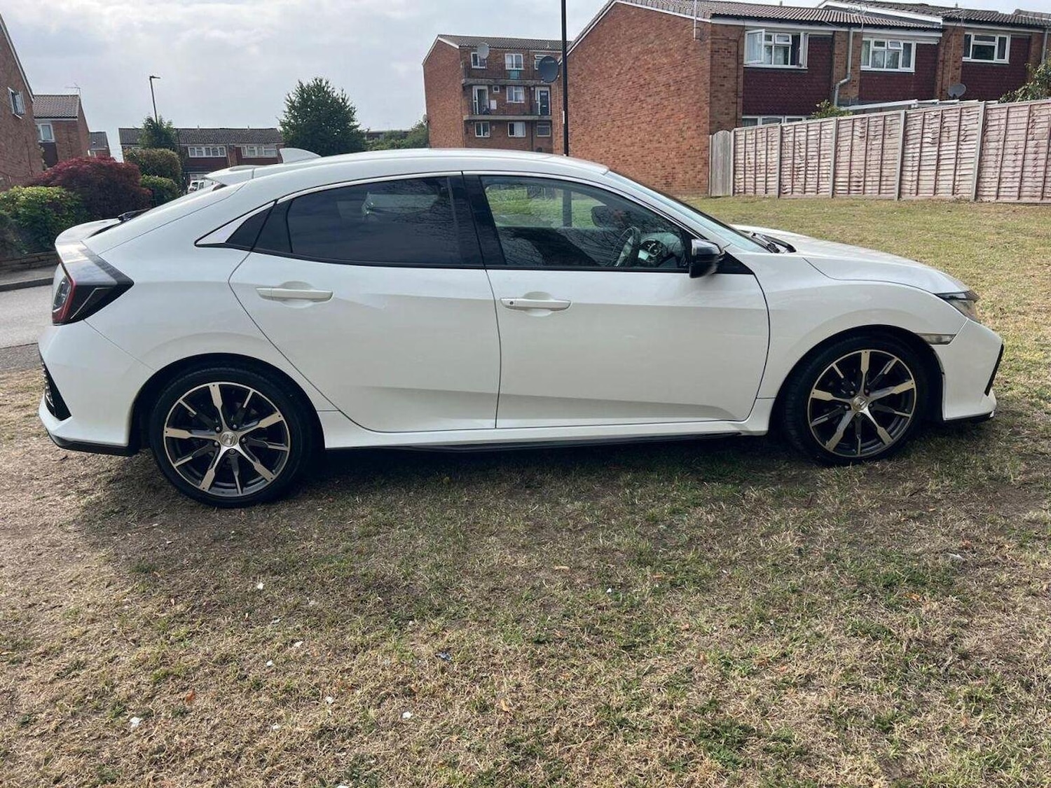 Used Honda Civic 2017 for sale - 77572702: Photo 6