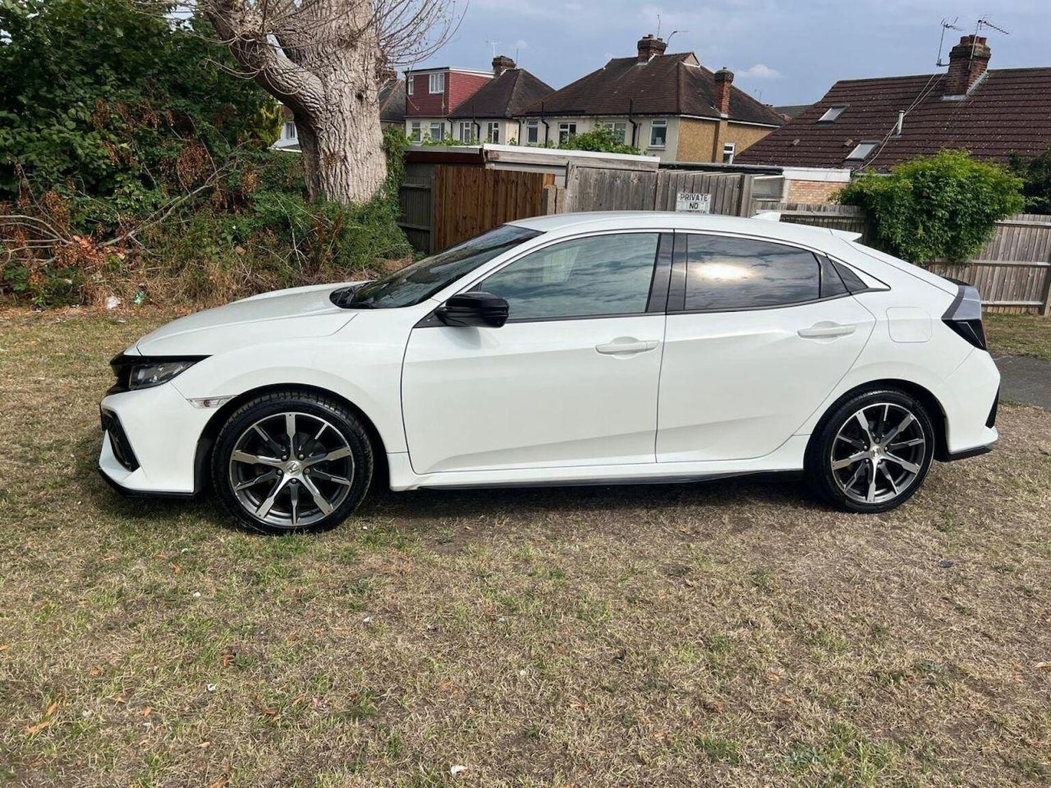 Used Honda Civic 2017 for sale - 77572702: Photo 7