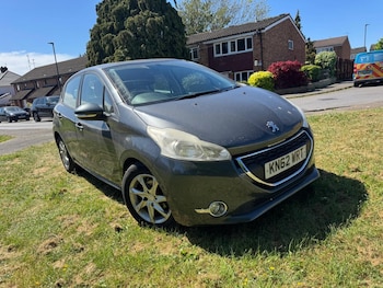 Used Peugeot 208 2012 for sale - 78445768: Photo