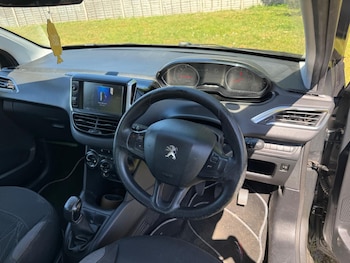 Used Peugeot 208 2012 for sale - 78445768: Photo