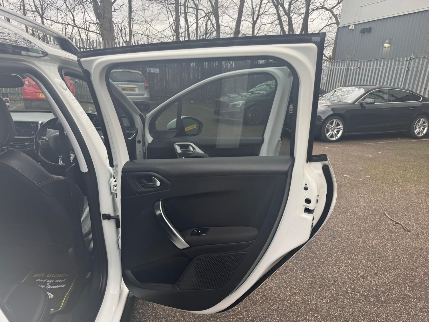 Used Peugeot 2008 2019 for sale - 77681689: Photo 19