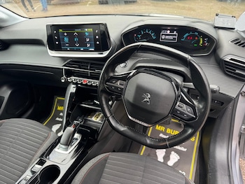 Used Peugeot E-208 2026 for sale - 77656245: Photo