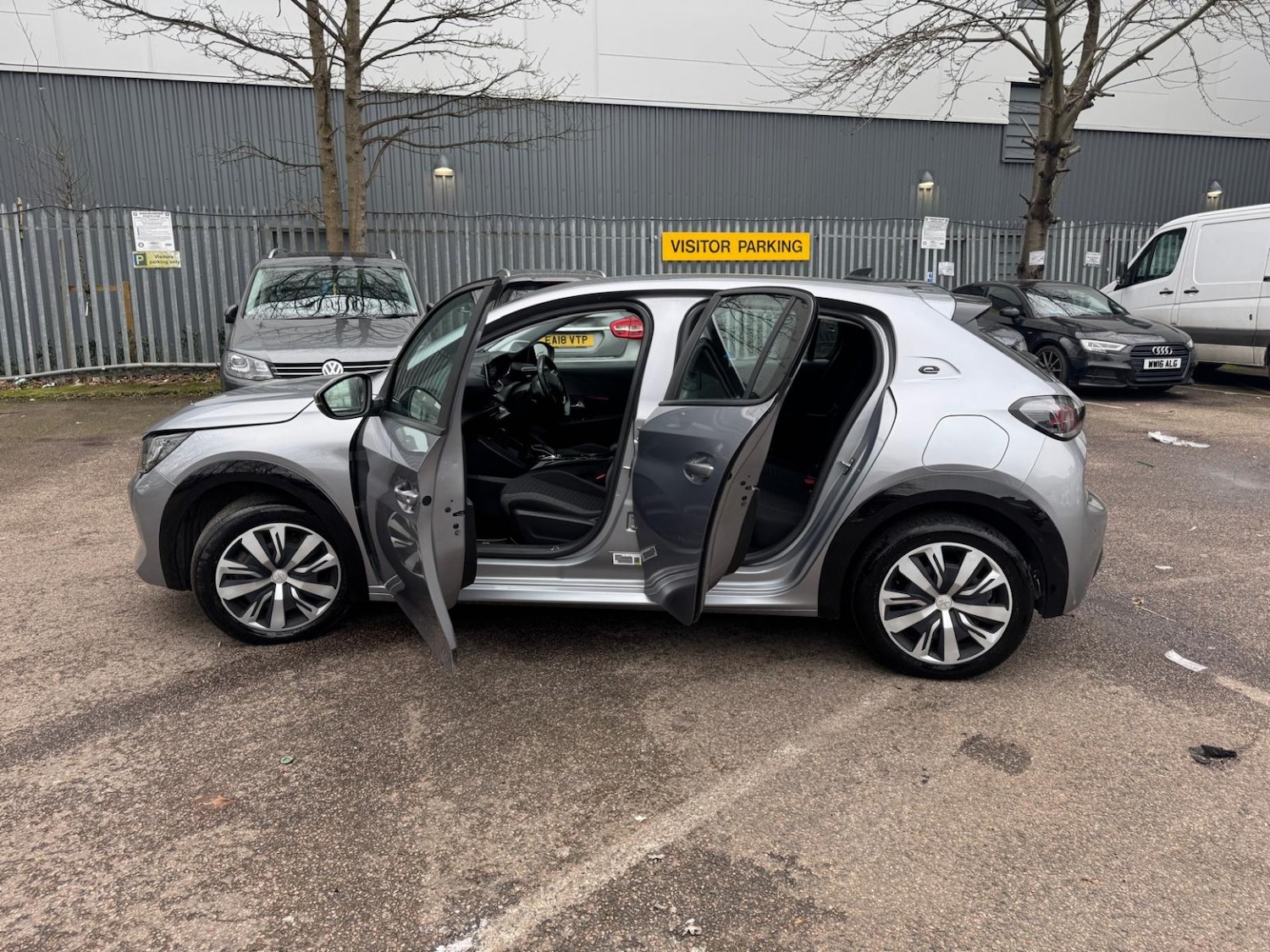 Used Peugeot E-208 2026 for sale - 77656245: Photo 9