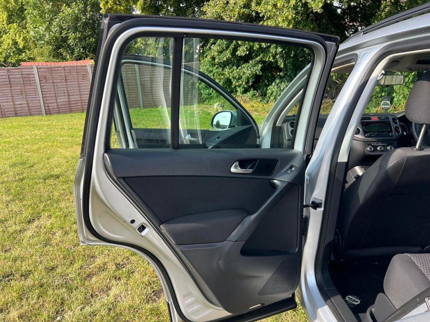 Used Volkswagen Tiguan 2010 for sale - 77572698: Photo 18