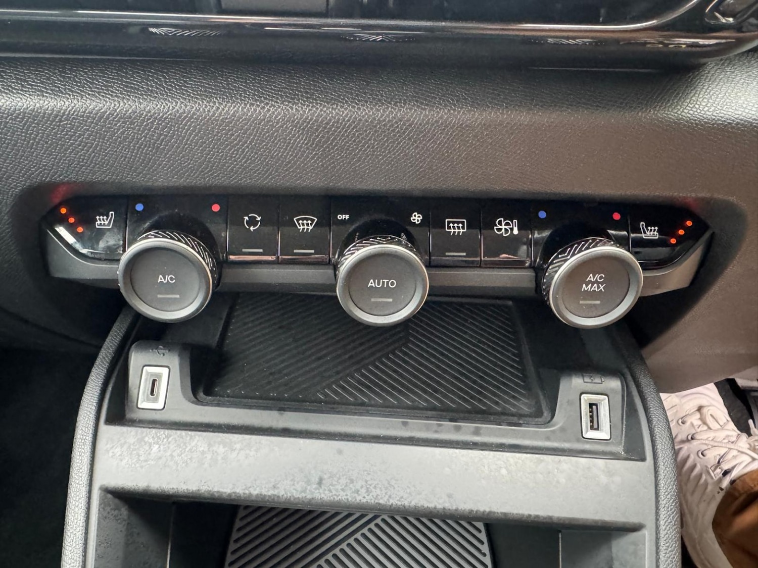 Used Citroen C4 2023 for sale - 77781649: Photo 3