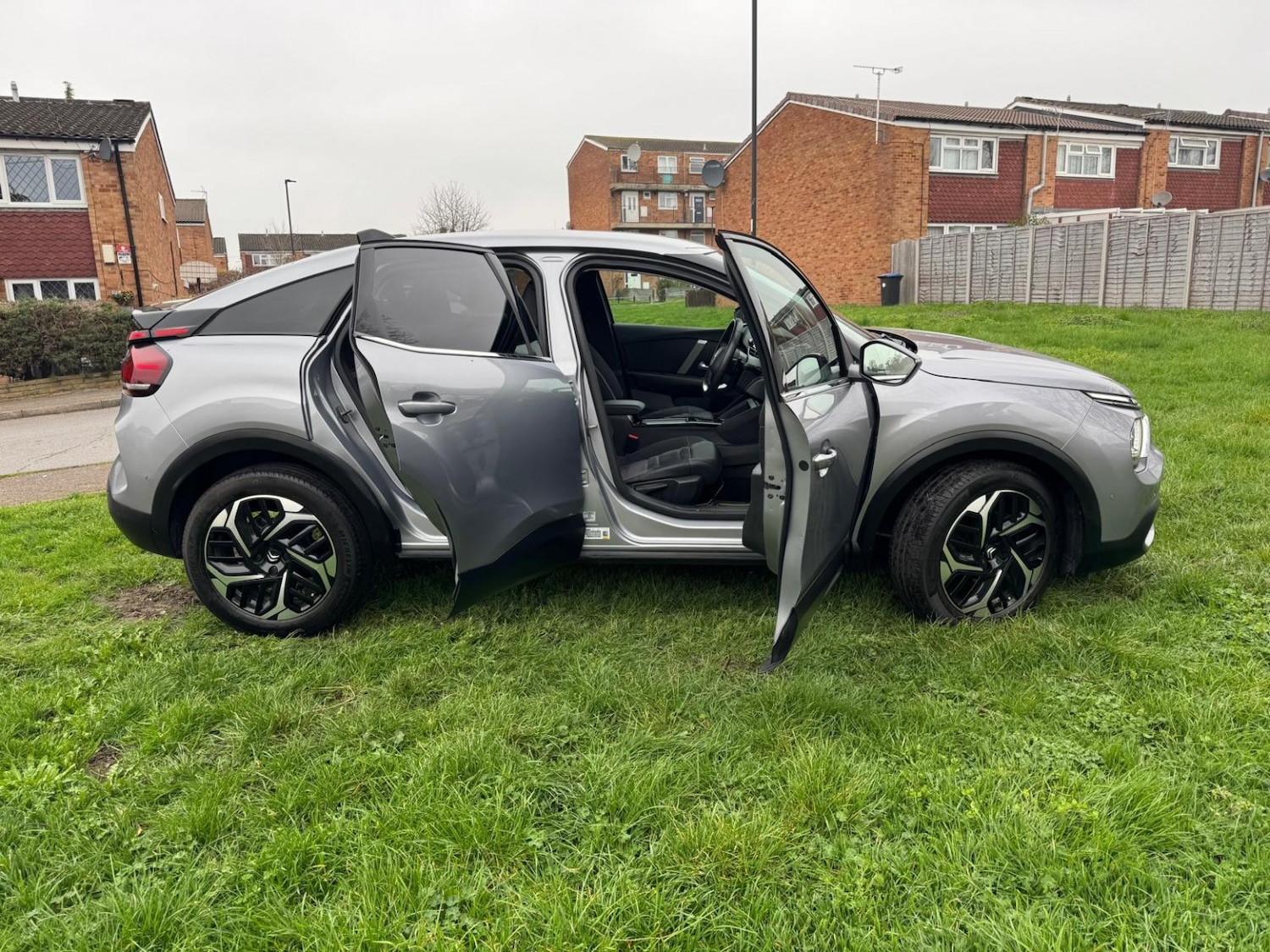 Used Citroen C4 2023 for sale - 77781649: Photo 8