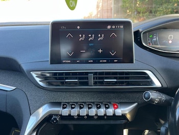 Used Peugeot 3008 2018 for sale - 78807599: Photo