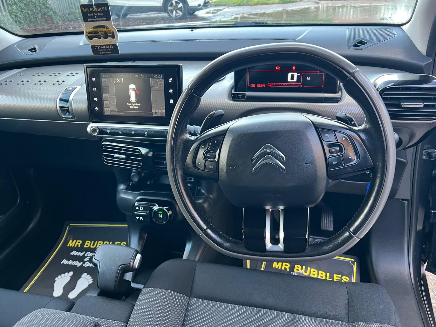 Used Citroen C4 Cactus 2018 for sale - 77609885: Photo 15