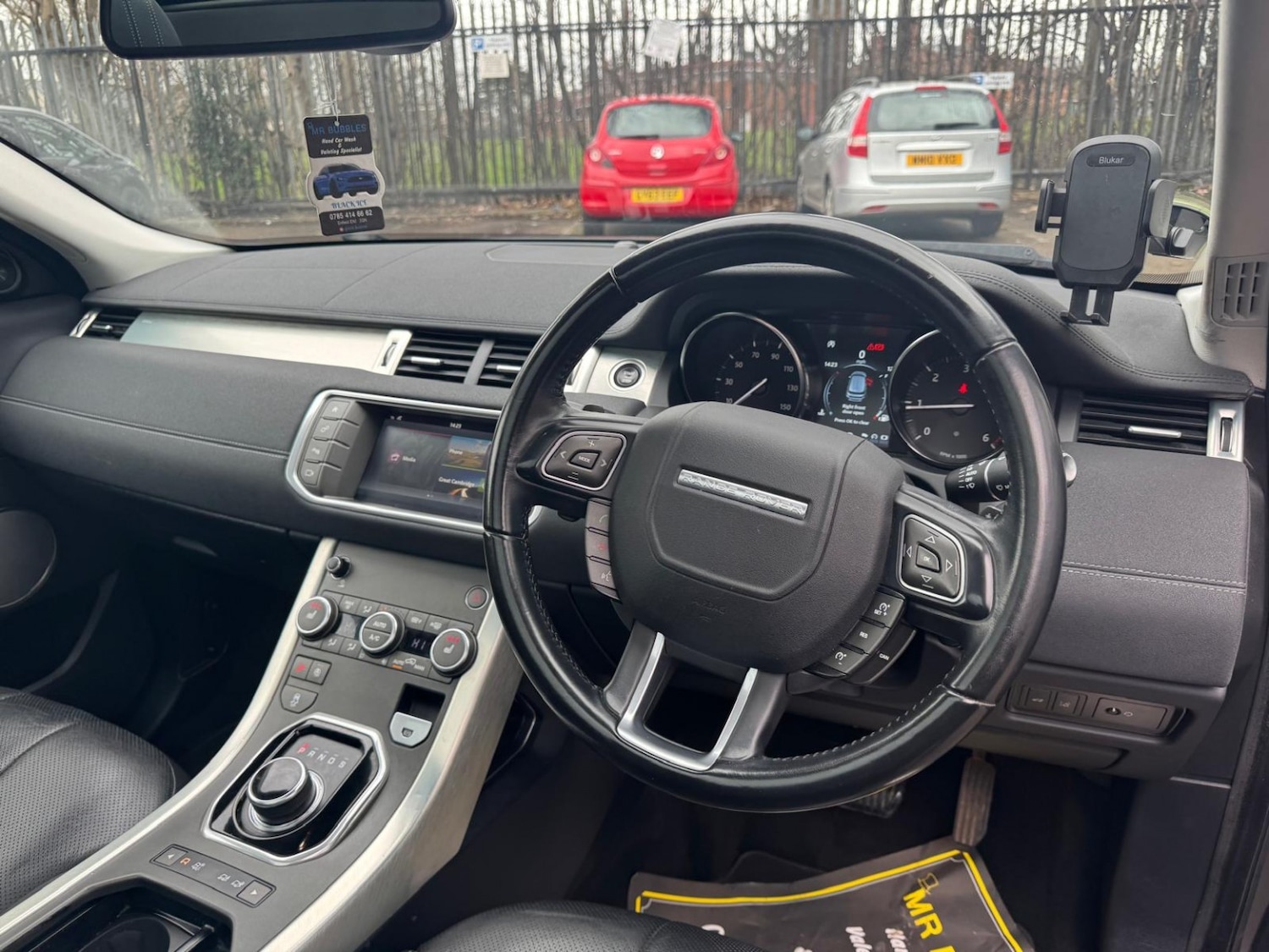 Used Land Rover Range Rover Evoque 2019 for sale - 77656306: Photo 2