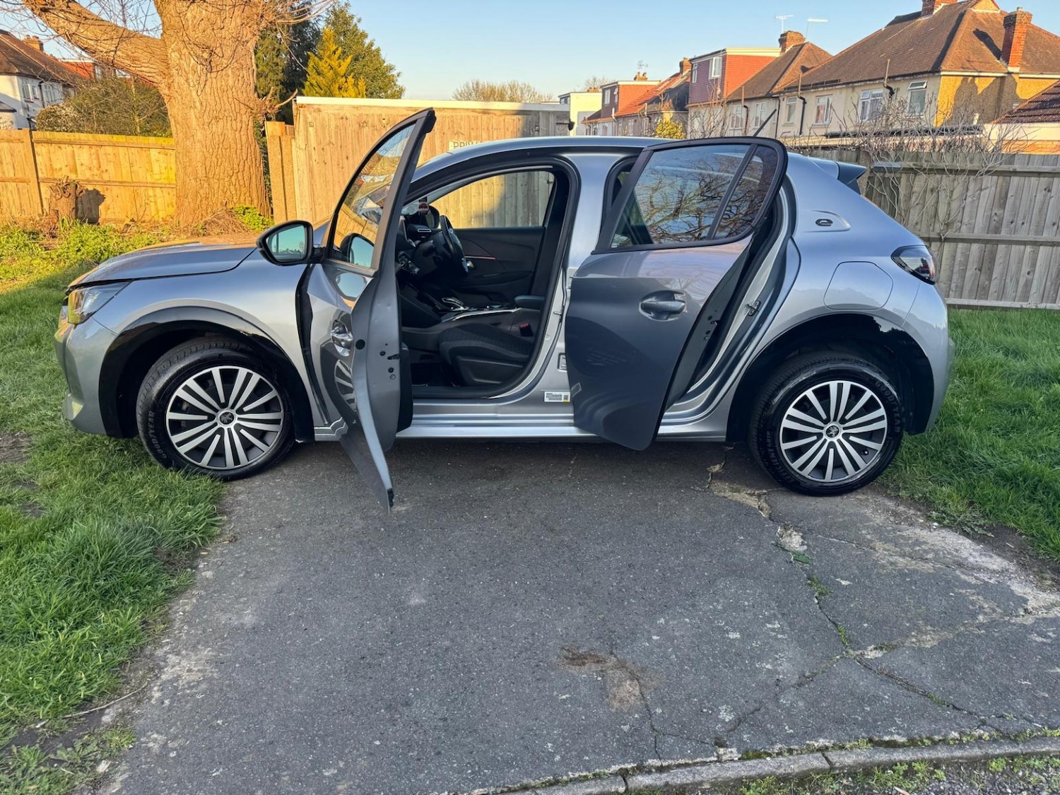 Used Peugeot E-208 for sale - 77656246: Photo 9