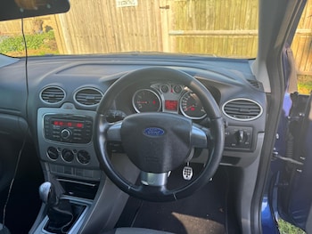 Used Ford Focus 2010 for sale - 78155422: Photo