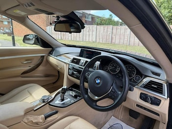 Used BMW 3 Series 2017 for sale - 77572706: Photo