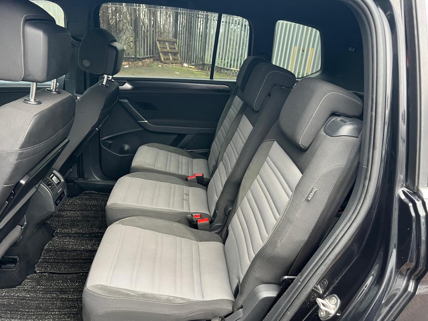 Used Volkswagen Touran 2026 for sale - 77610047: Photo 24