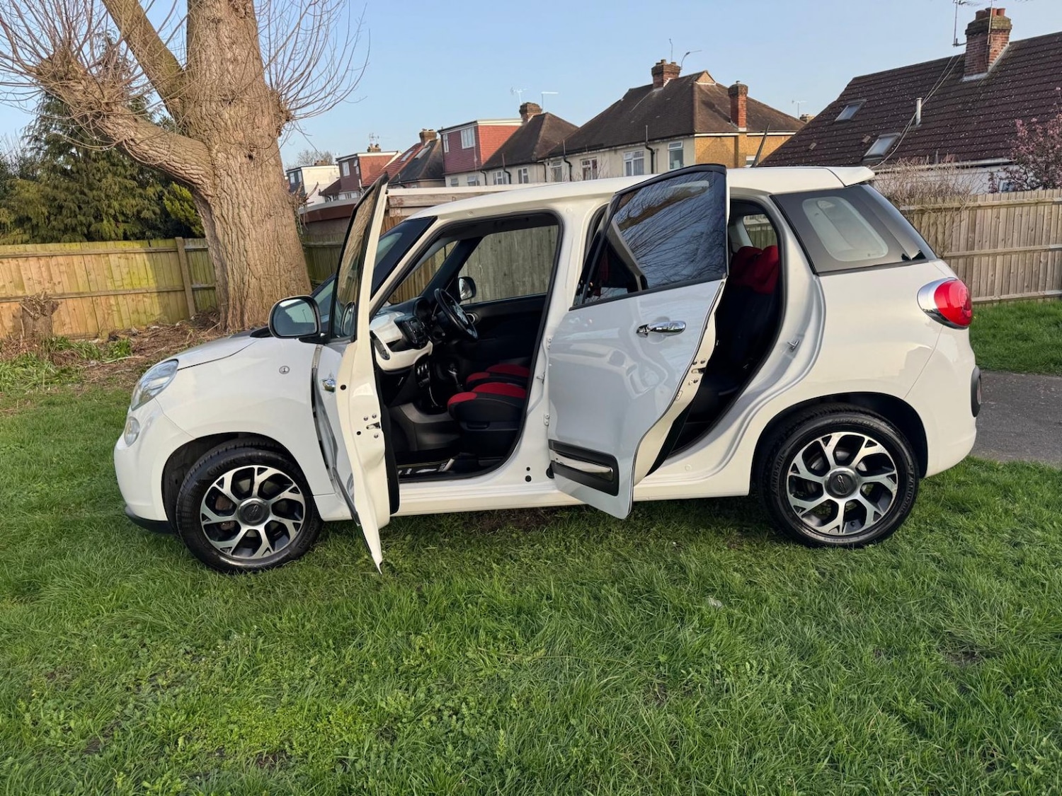 Used Fiat 500L 2017 for sale - 77774823: Photo 9