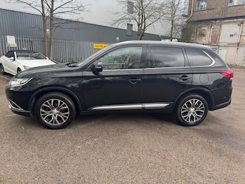 Used Mitsubishi Outlander 2018 for sale - 77836951: Photo