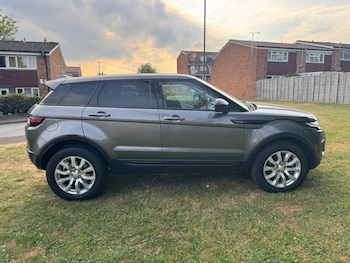 Used Land Rover Range Rover Evoque 2019 for sale - 78553645: Photo