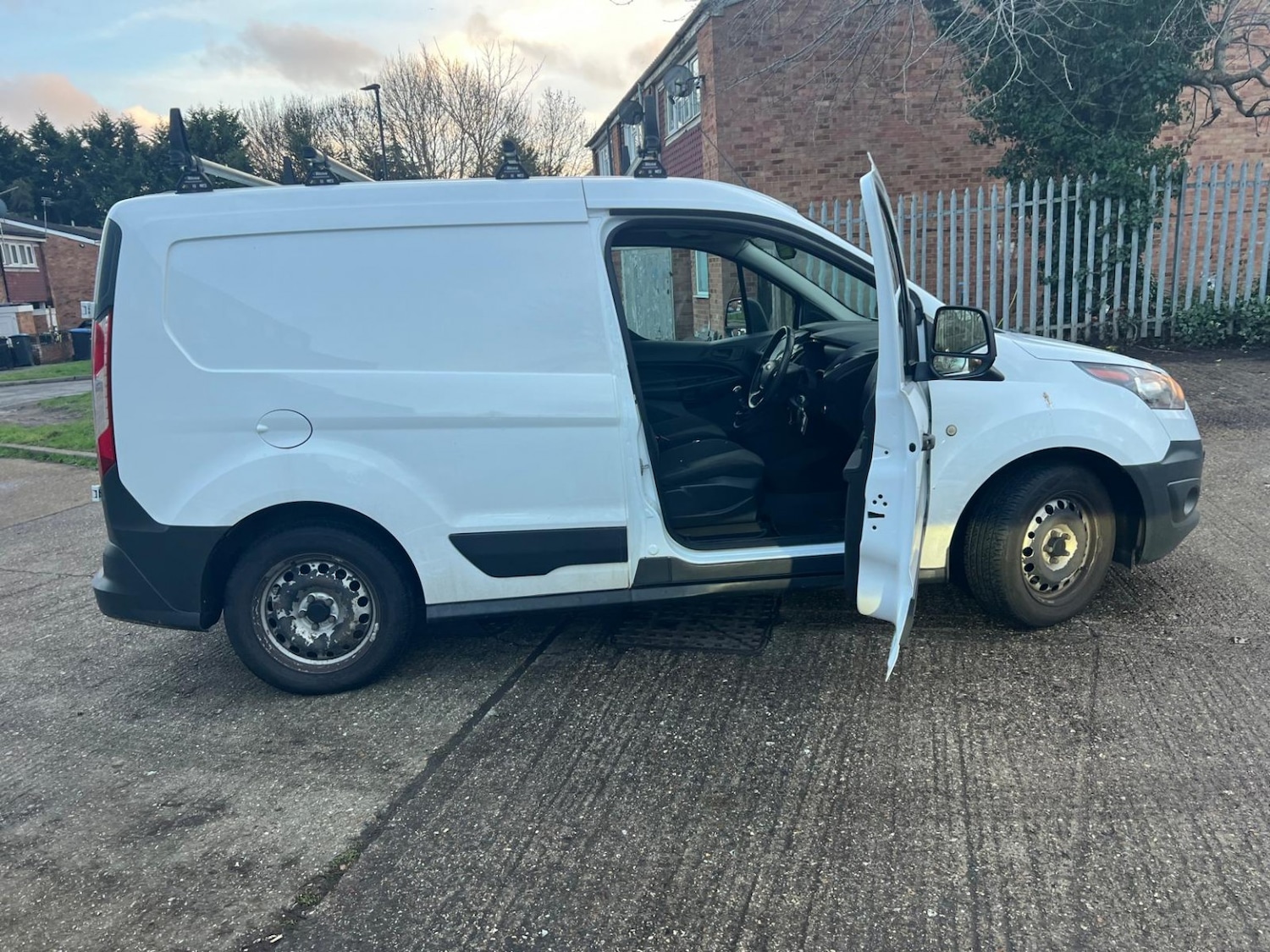 Used Ford Transit Connect 2016 for sale - 77609887: Photo 8