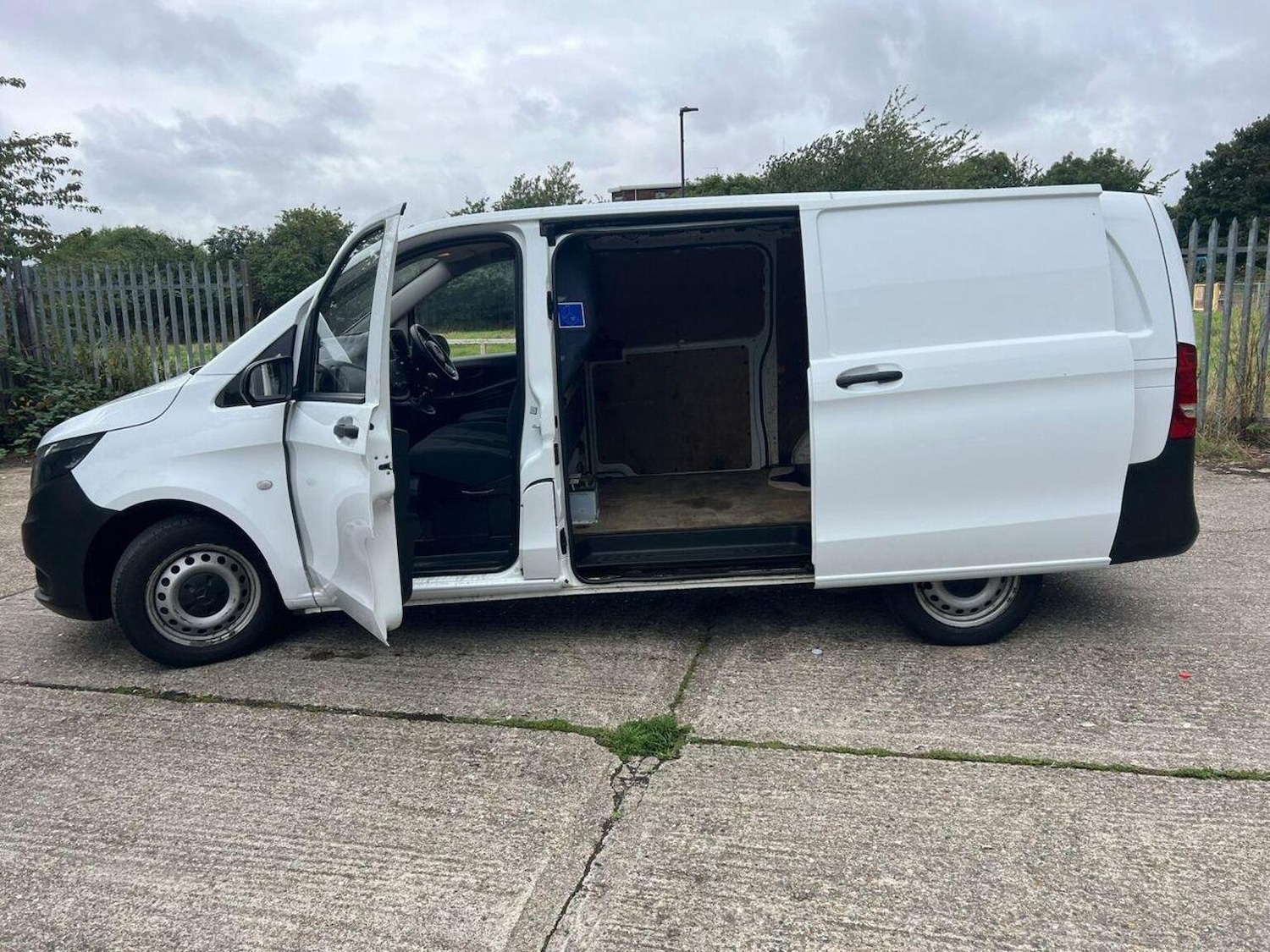 Used Mercedes-Benz Vito 2018 for sale - 77572700: Photo 7
