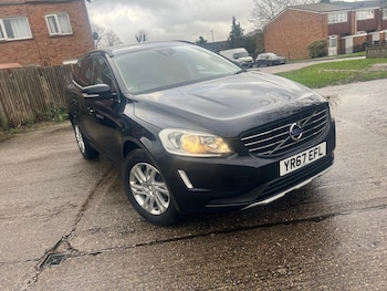 Used Volvo XC60 2017 for sale - 78553341: Photo