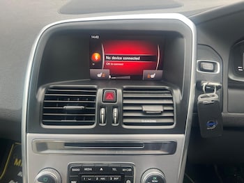 Used Volvo XC60 2017 for sale - 78553341: Photo