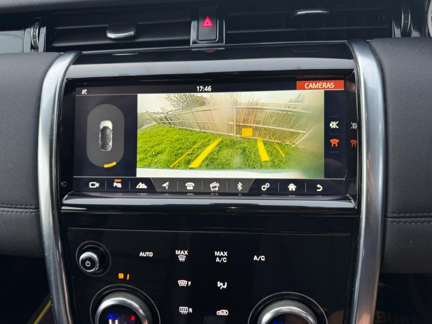 Used Land Rover Discovery Sport 2026 for sale - 78004422: Photo 2